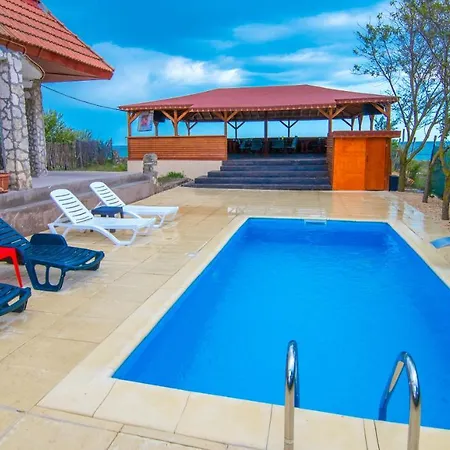 La Piovra Guest house
